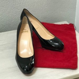 Size 39 Christian Louboutin in Excellent Condition